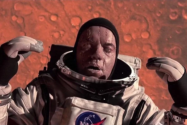 11 мифов о космосе, в которые нас заставили поверить фильмы
