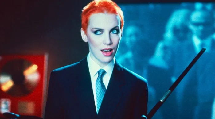 История Энни Леннокс — от тишины до триумфа за 15 минут