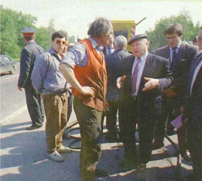 Редкие и любопытные кадры из 1990-х