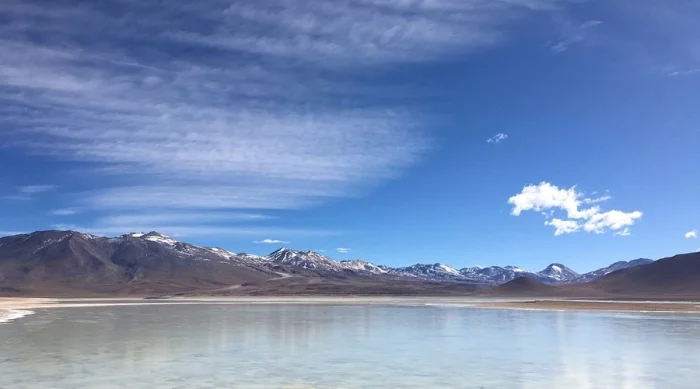 18 самых красочных озёр мира