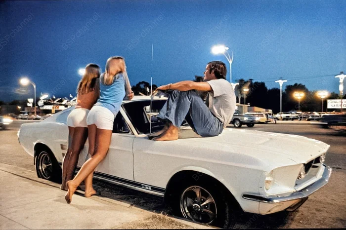 Интересные и забавные снимки о машинах прошлого — в цвете и настроении эпохи