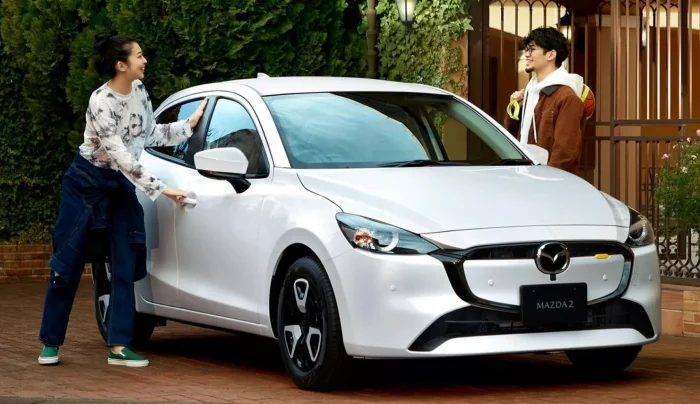 Обновленная Mazda 2 теперь доступна для покупки в Японии.