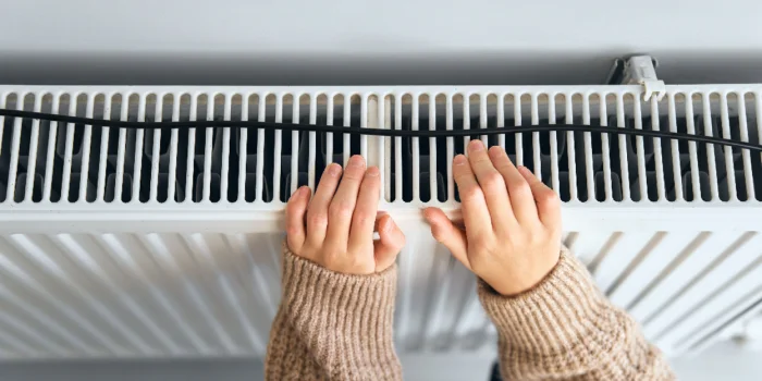 Опасное соседство: могут ли горячие батареи "убить" провода вашей техники?