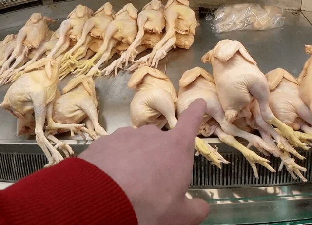 Почему в СССР куры продавались с лапками и головами