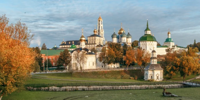 Золотое кольцо России: что обязательно увидеть и попробовать в старинных городах?