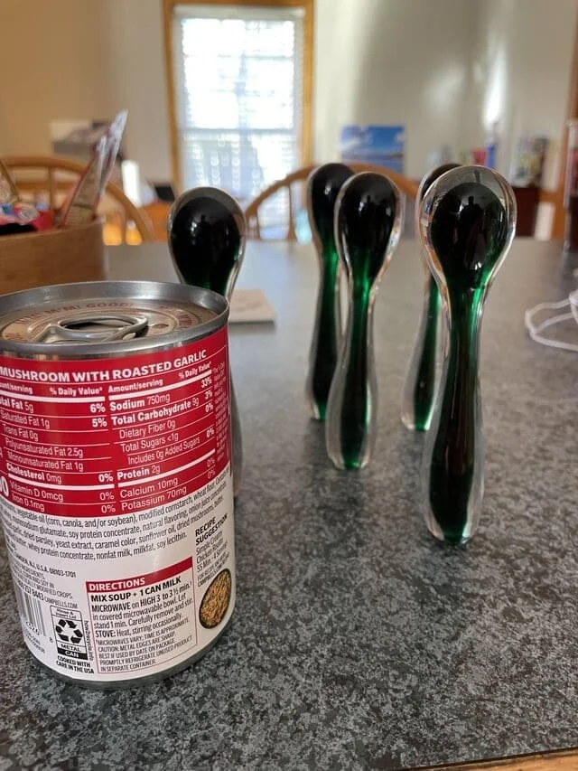 Кухонные устройства прошлого: 18 неожиданных предметов, сбивающих с толку сегодня