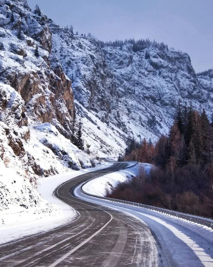 Чуйский тракт — легендарная дорога, ради которой едут в Алтай