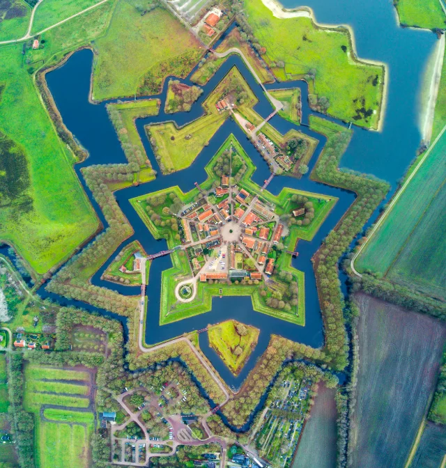 Форт Бауртанге: Звездный страж Нидерландов