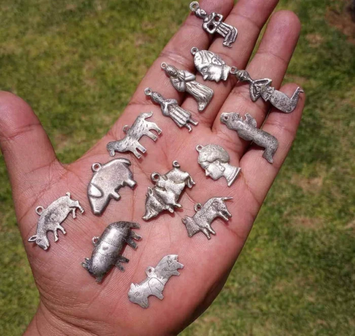 Находки кладоискателей: самые удивительные сокровища, поднятые из земли