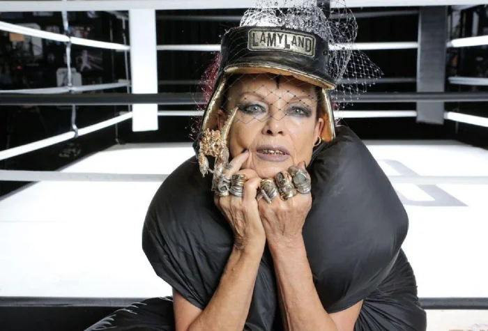 Музы и бунтарки: 5 женщин, создавших новую моду