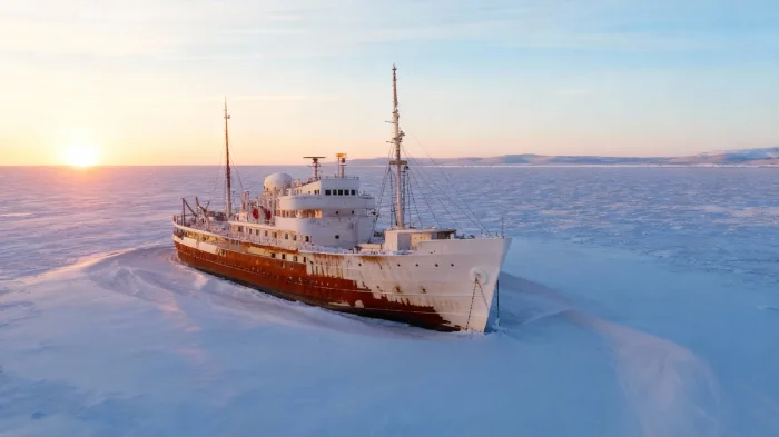 От олимпийского лайнера до ледяного призрака: судьба судна, прозванного "яхтой Маннергейма"