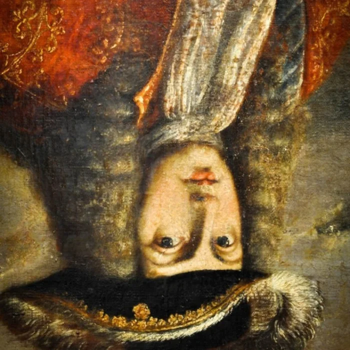 Почему картину испанского короля перевернули в музее?