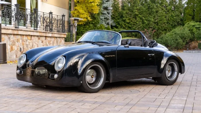 Рок-н-ролльная история: Porsche 356, принадлежавший музыканту-легенде, ушёл с молотка.