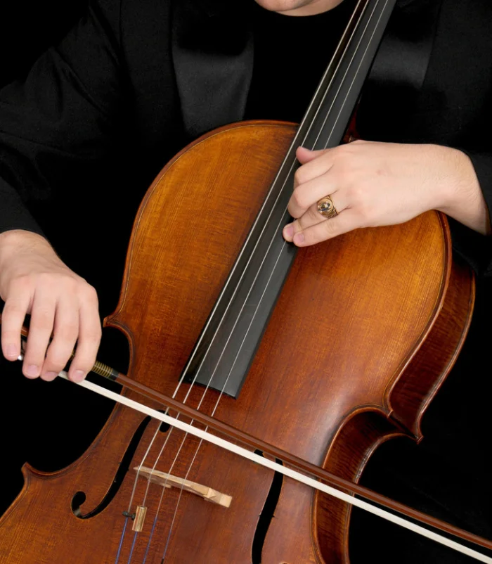 Соседи: когда многоэтажка становится семьей