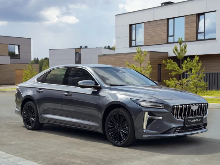 Стало известно, какие Geely станут "Волгами"