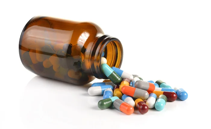 Стоп-кран: 5 лекарств, несовместимых с алкоголем