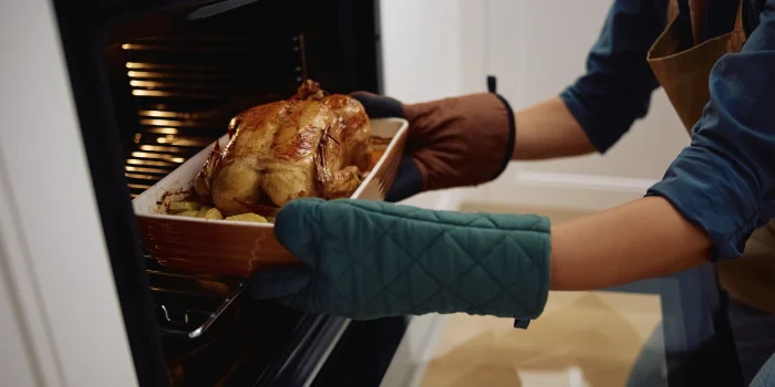 В чём суть конвекции в духовке и для чего она используется?