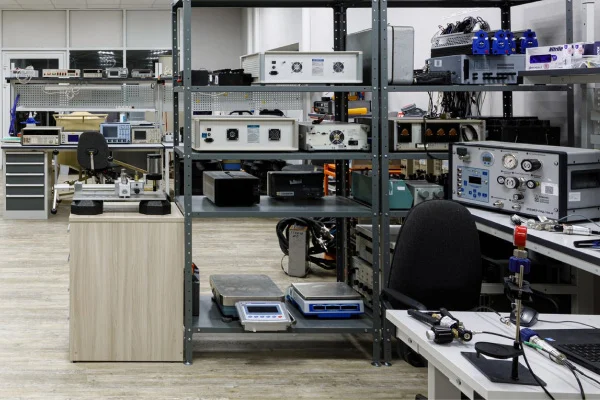 Высокая точность: щит безопасности, созданный в лаборатории ООО «НИЦ «ЭНЕРГО»