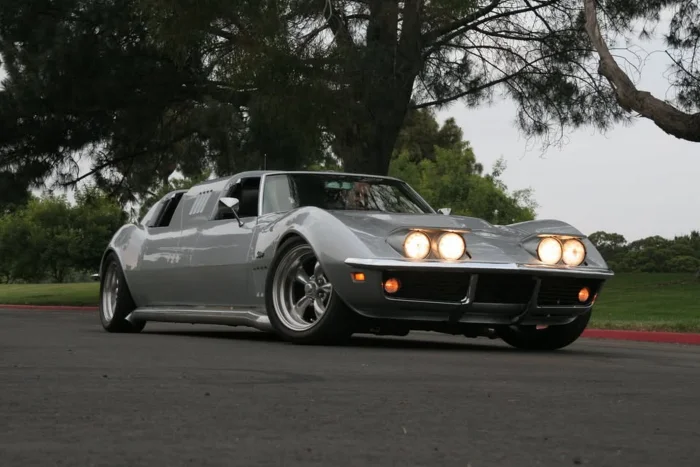 Corvette-лимузин: Ретро-шик за 98 000 долларов