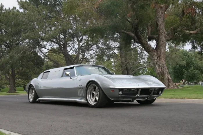 Corvette-лимузин: Ретро-шик за 98 000 долларов