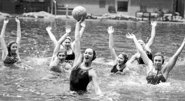 Фотолетопись России: Взгляд в прошлое страны.