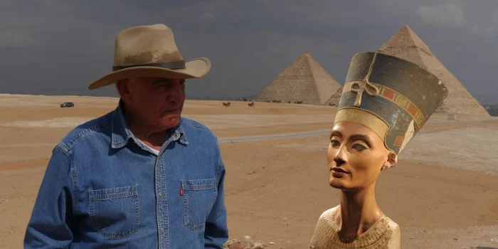 Захи Хавасс: Мы почти нашли гробницу Нефертити!