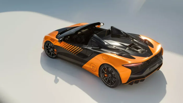 Эксклюзив McLaren: 10 Artura Spider для избранных