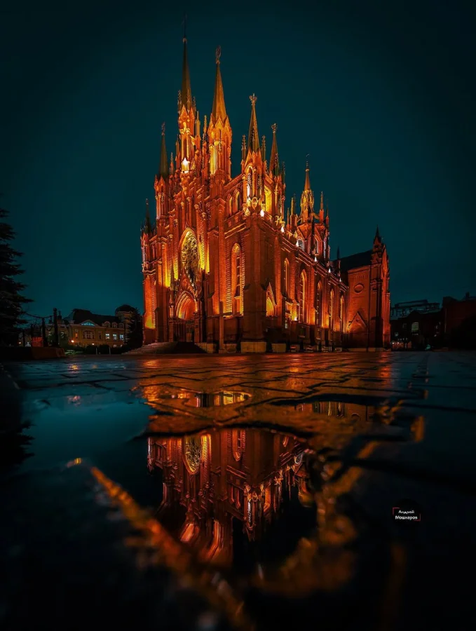 Кафедральный собор Непорочного Зачатия Пресвятой Девы Марии — московская неоготика