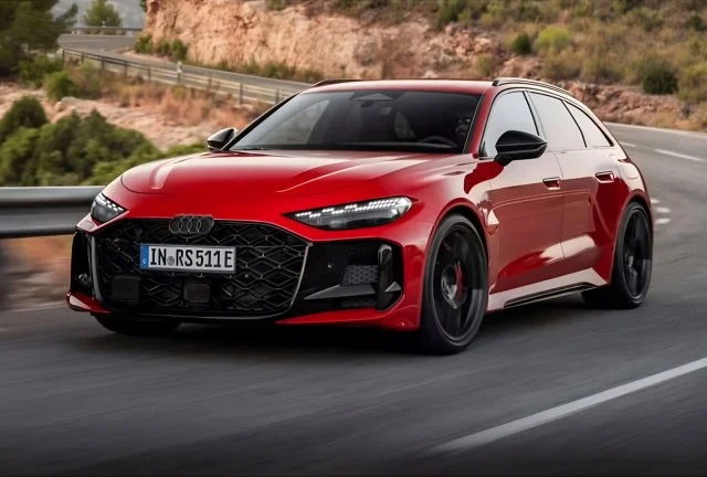 В Сеть попали фотографии нового Audi RS5