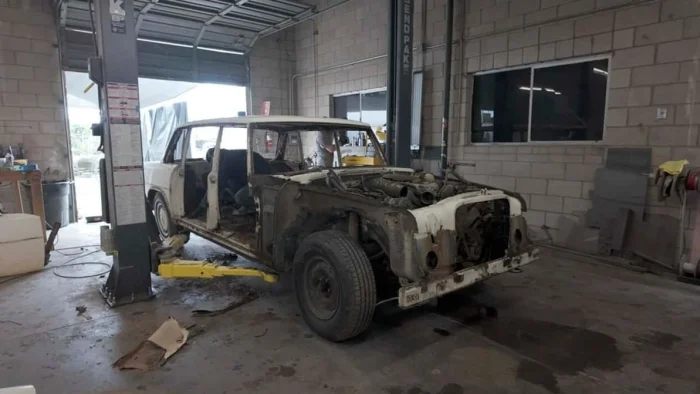 В США скрестили легендарный Mercedes-Benz 600 с новым S63