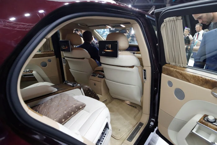 Завод «Аурус» остановился: кто расплачивается за долги?