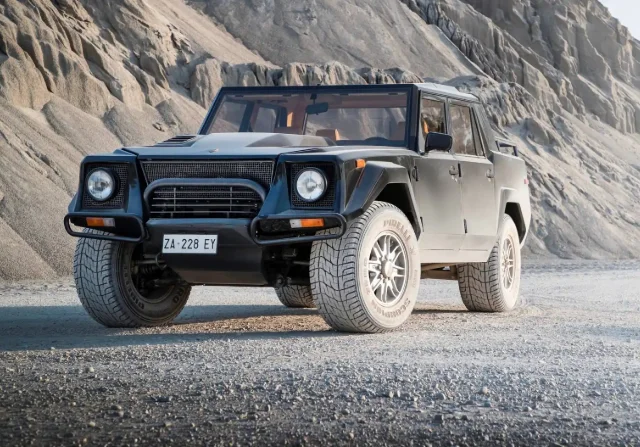 Lamborghini: роскошный внедорожник