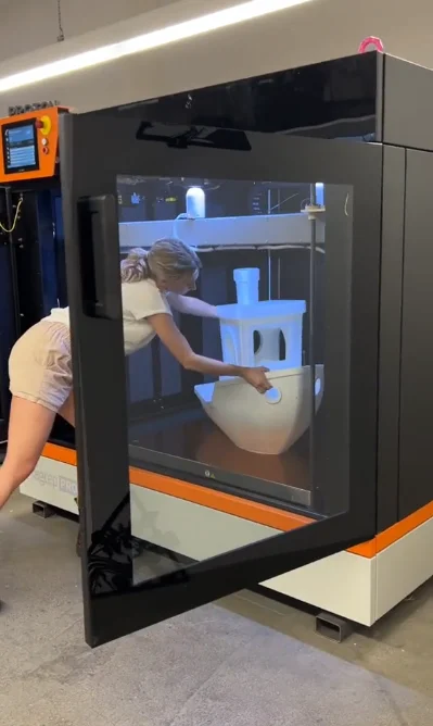 Очень большой пробный кораблик