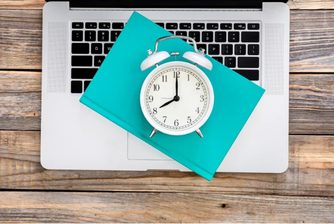 10 странных привычек, которые появились у людей из-за интернета