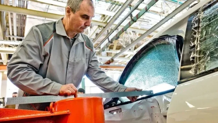 АвтоВАЗ заверил в безопасности кроссовера Lada Azimut