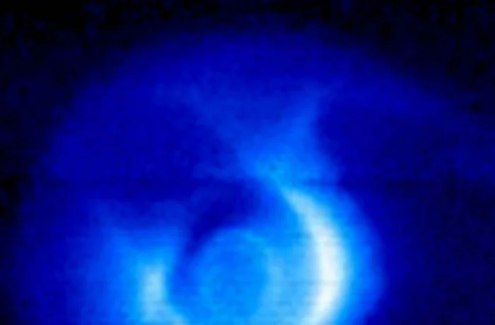 Самая распространённая форма материи — плазма, а не твёрдые тела или газы