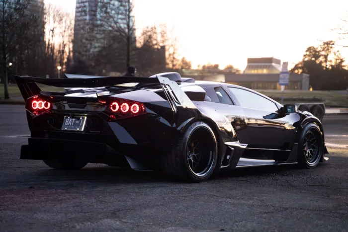 За старый Lamborghini выручили почти цену нового