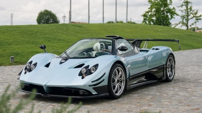 Новая Zonda от Pagani появилась спустя семь лет после снятия модели с производства