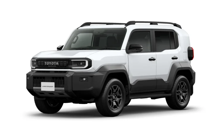 Toyota вывела на японский рынок новый рамный внедорожник