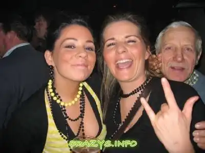 &gt;&gt;Click to zoom image&lt;&lt;