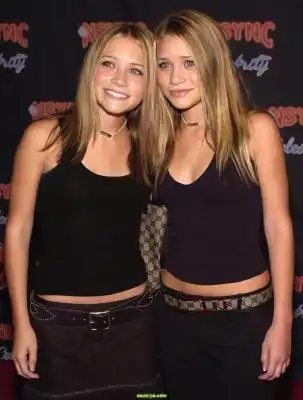 &gt;&gt;Click to zoom to HQ image&lt;&lt;