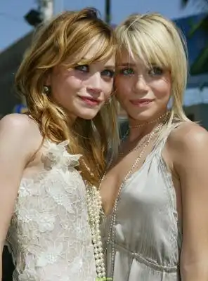 &gt;&gt;Click to zoom to HQ image&lt;&lt;